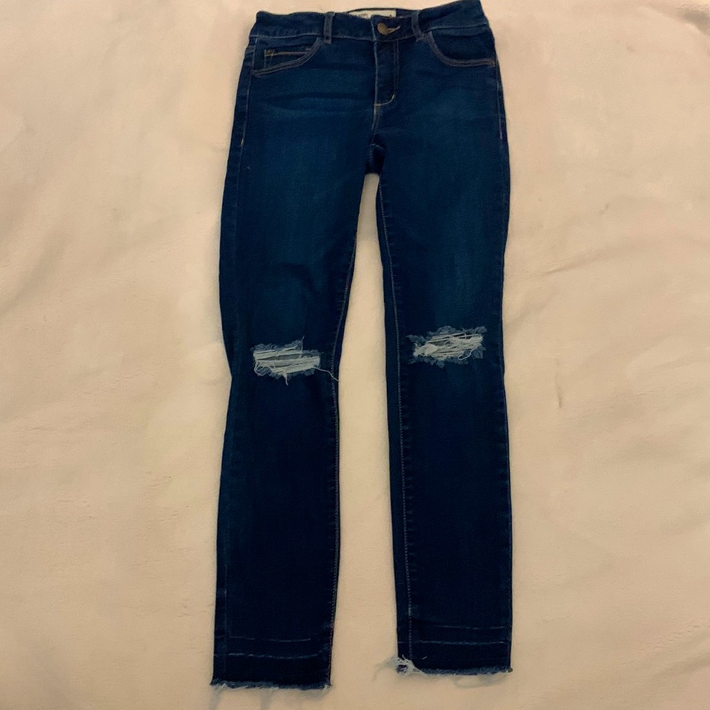 GARAGE ripped jeans